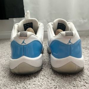 Jordan 11 Low ‘University Blue’